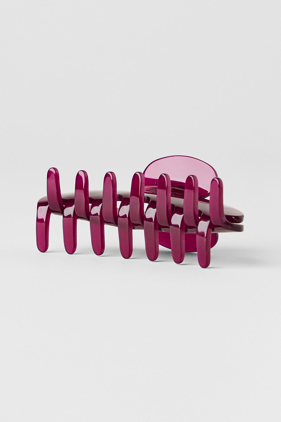 90's Claw Clip - Burgundy Clear - Image 3