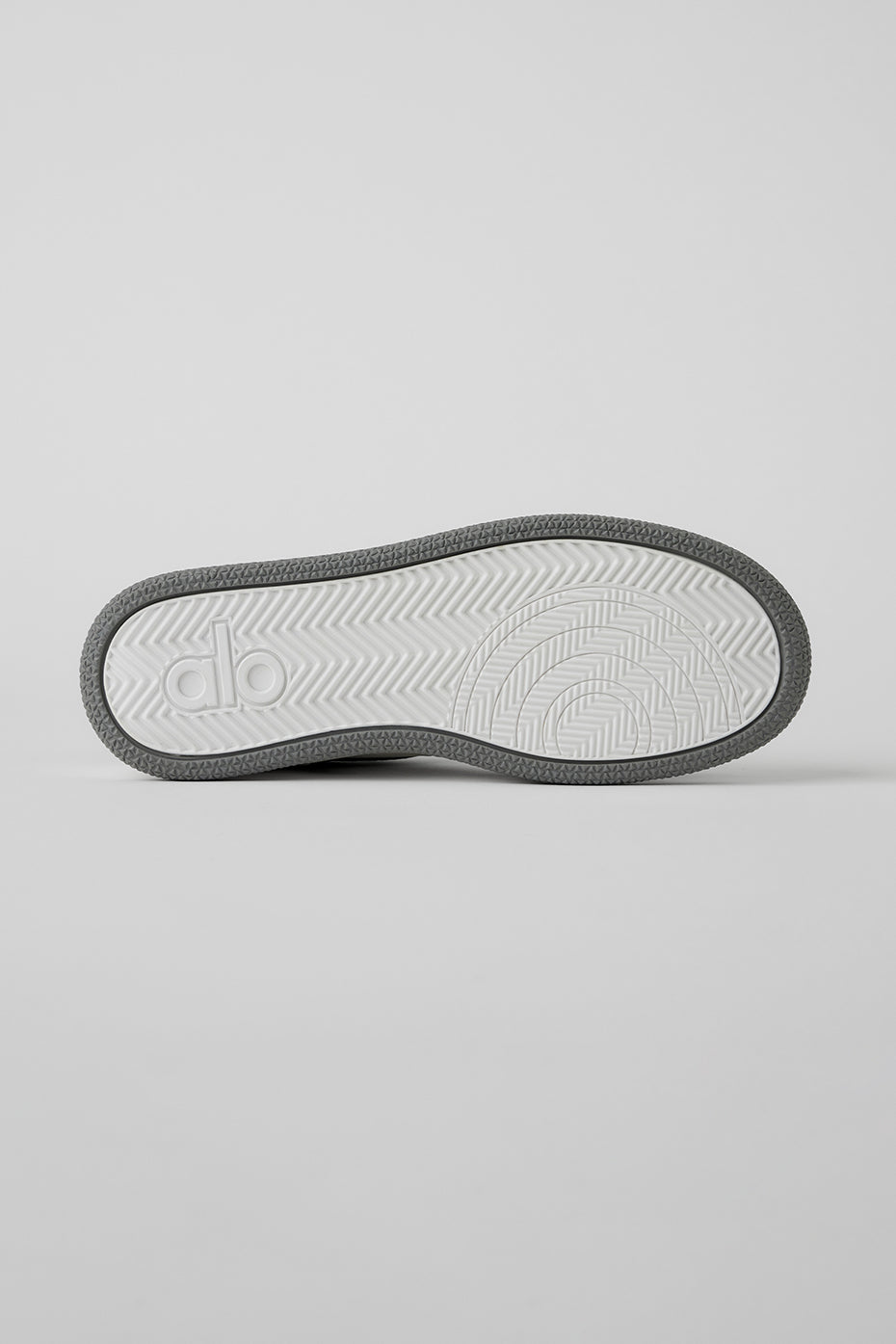 ALO Recovery Mode Sneaker - Grey/White - Image 3