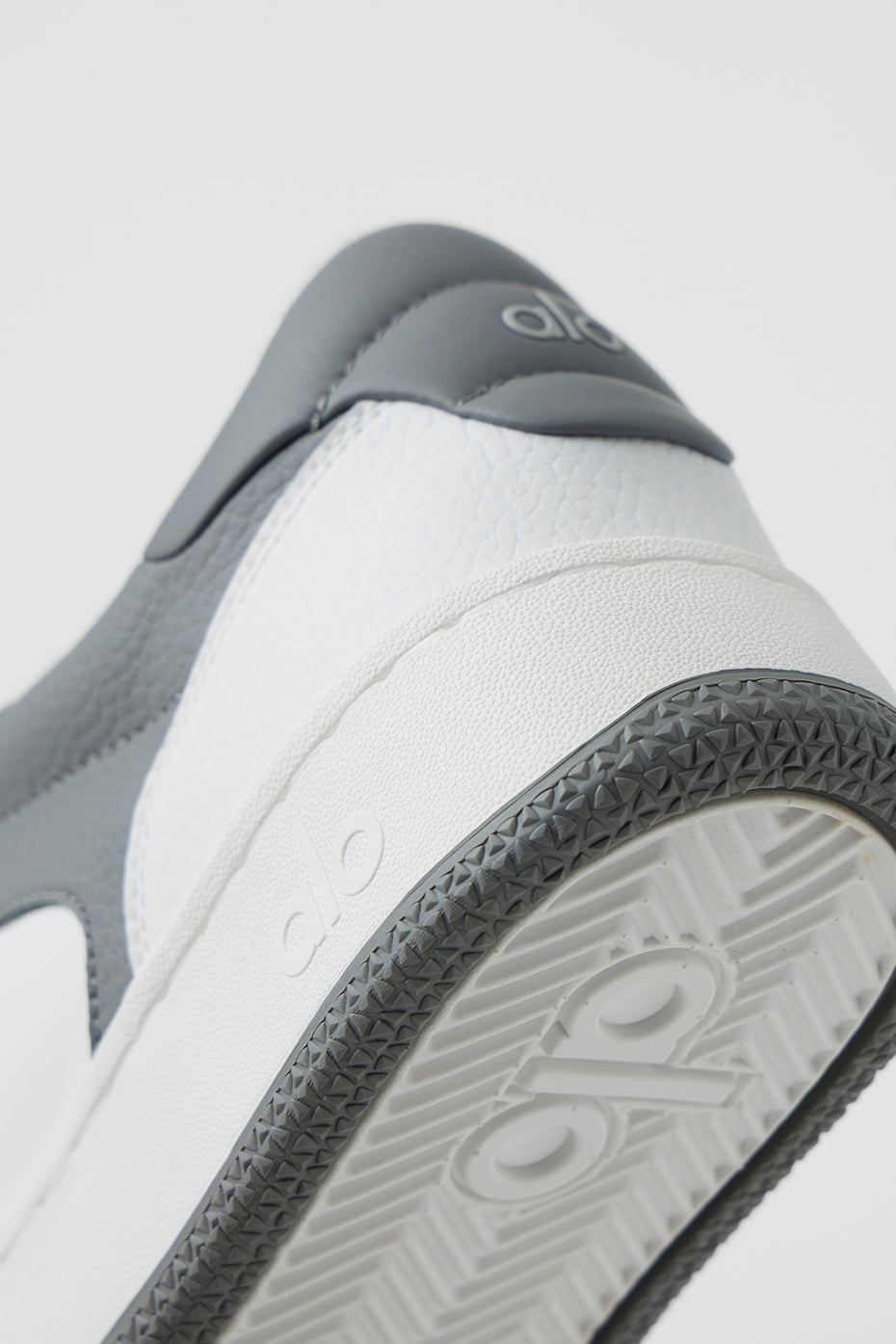 ALO Recovery Mode Sneaker - Grey/White - Image 5