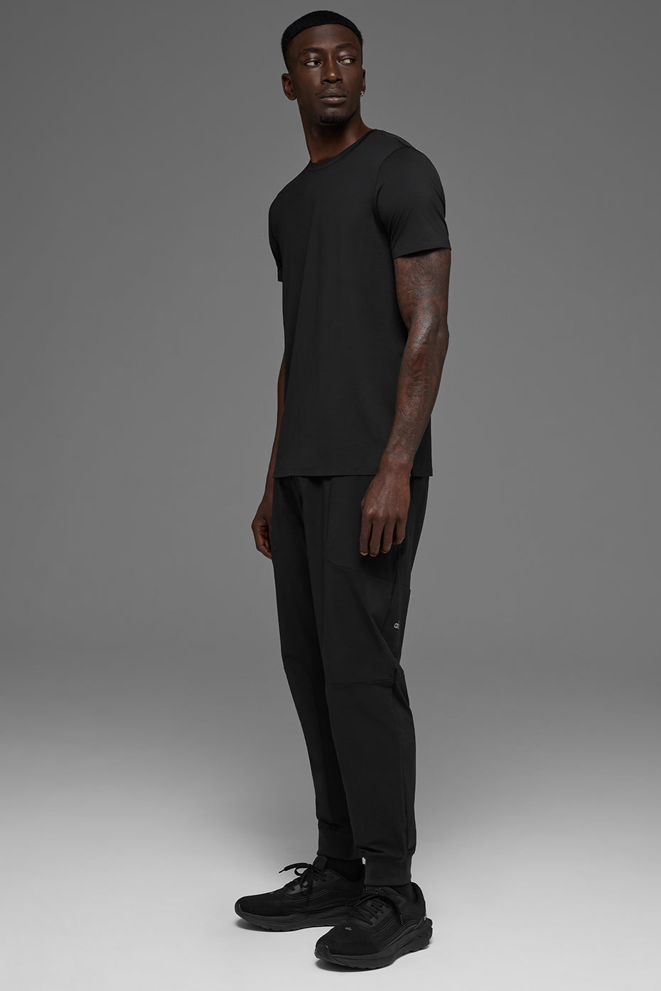 Idol Crewneck Short Sleeve - Black - Image 5