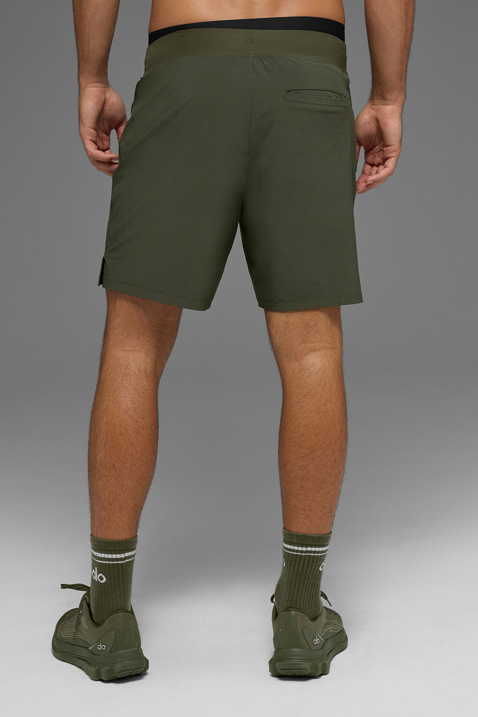 7 Repetition Short - Green Olive - Image 4