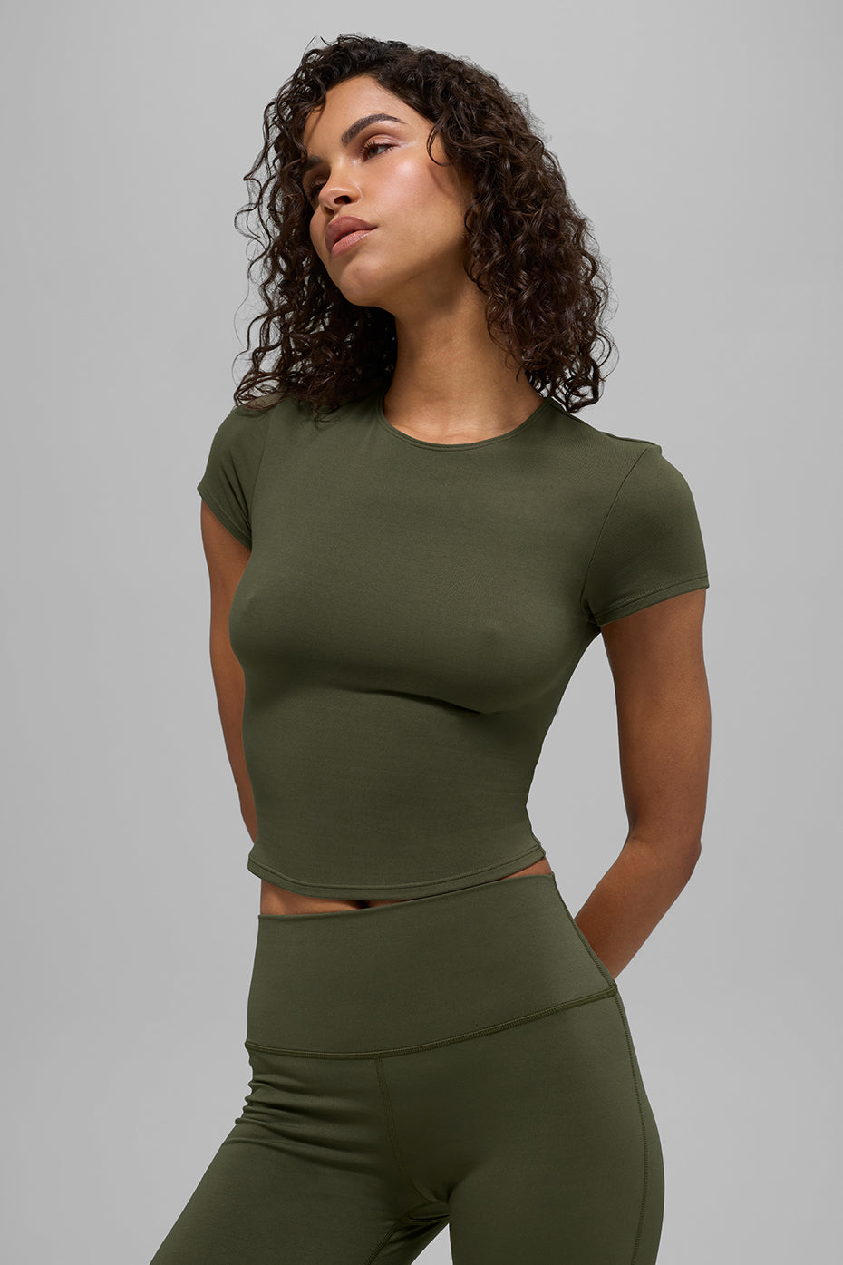 ALO Softsculpt Precision Short Sleeve Top - Green Olive - Image 2