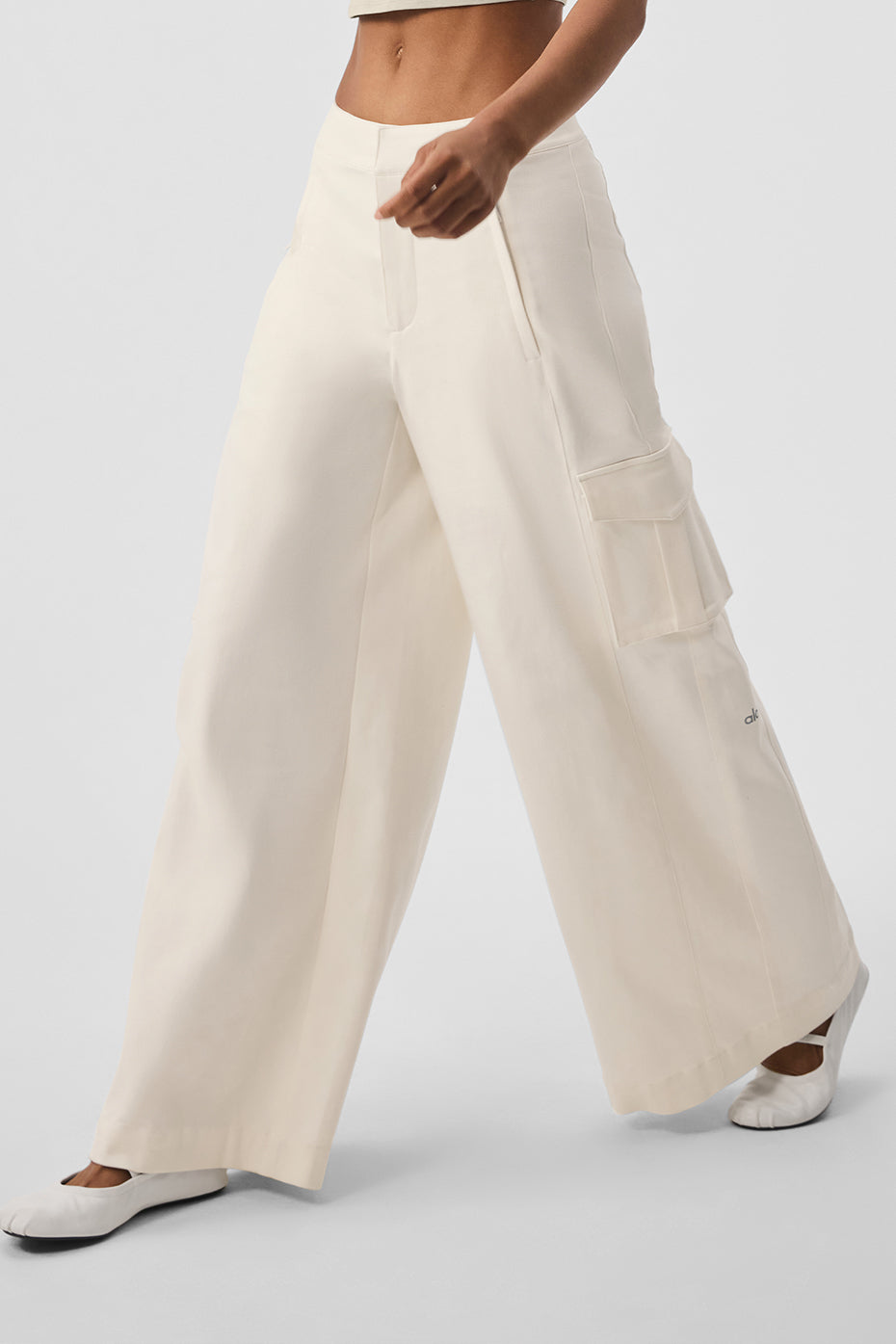 Show Off Cargo Wide Leg Trouser (Regular) - Ivory - Image 3