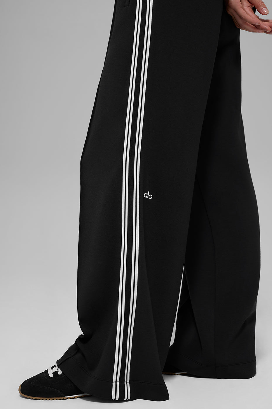 Track Star Wide Leg Pant (Regular) - Black - Image 5