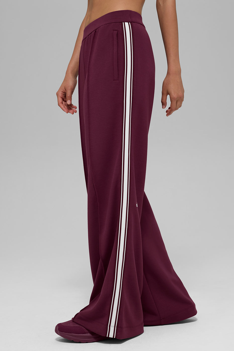 Track Star Wide Leg Pant (Regular) - Burgundy