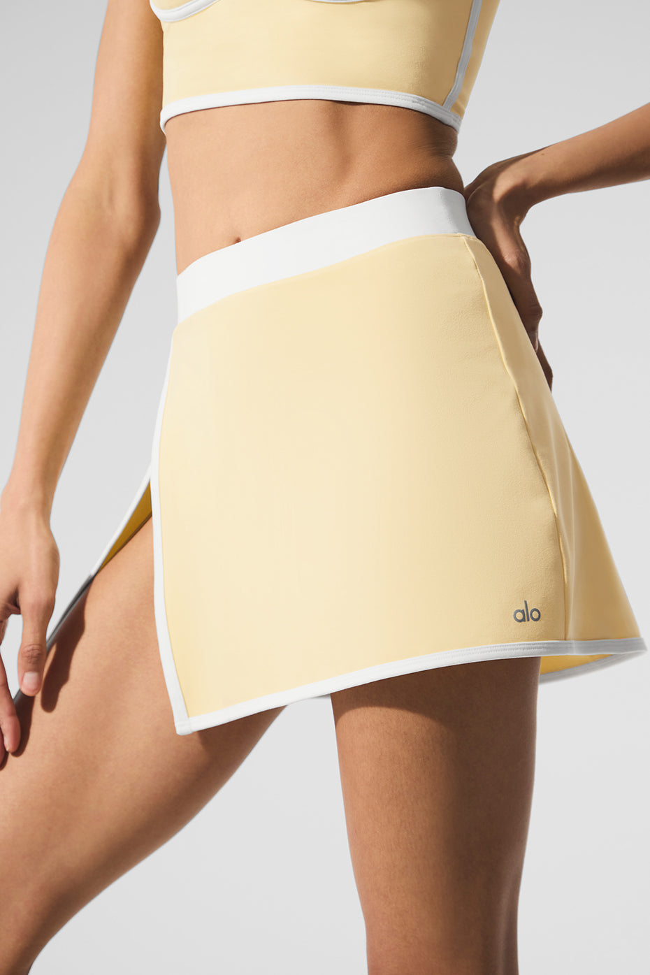 Airbrush Streamlined Skirt - Warm Butter/White - Image 5