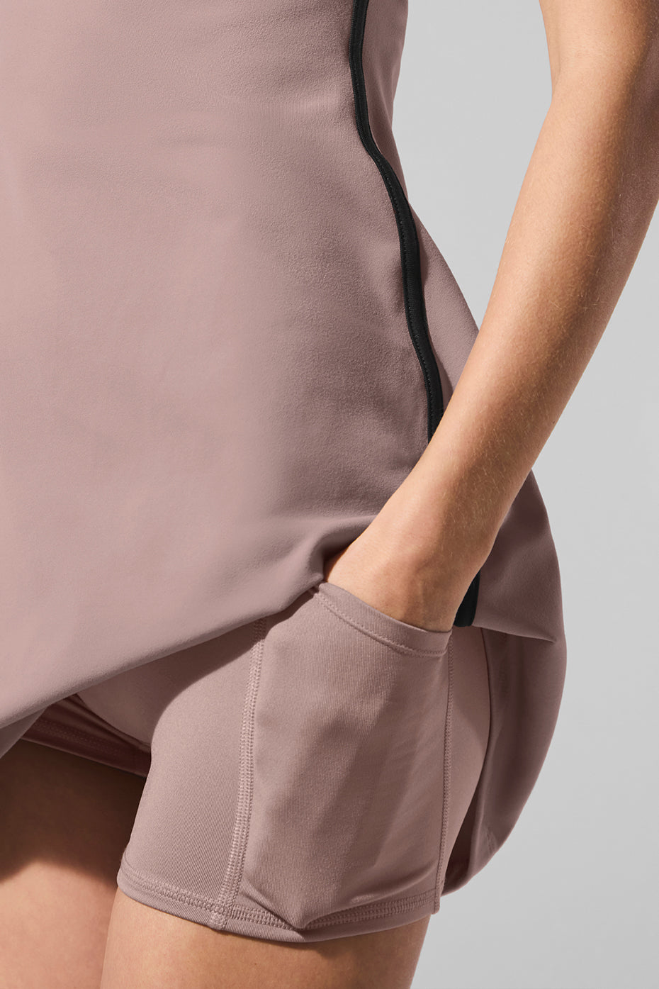 Airbrush Streamlined Dress - Taupe/Black - Image 4